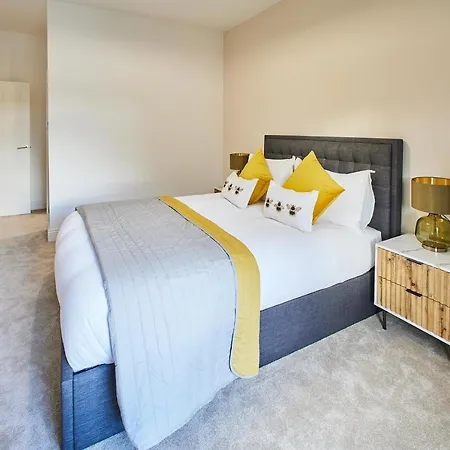 Host & - South View *