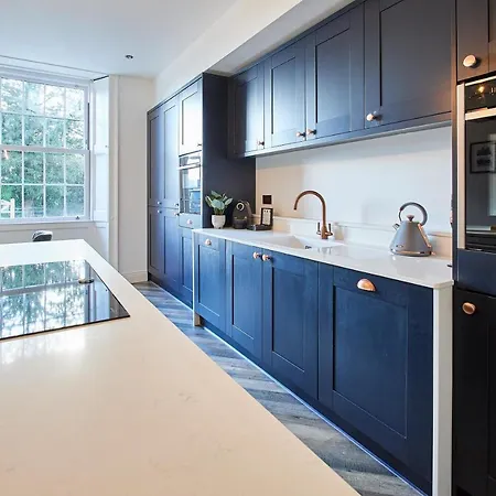 Host & - South View *