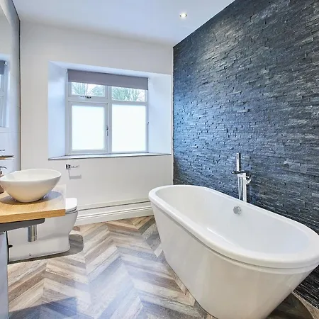 Host & - South View Holiday home *